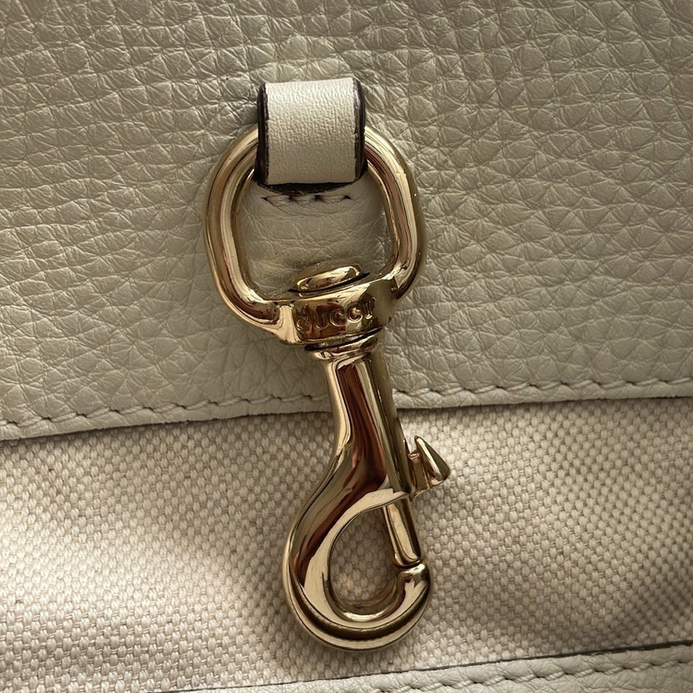 Gucci Soho Medium Leather Tote in Ivory - Picture 15 of 16